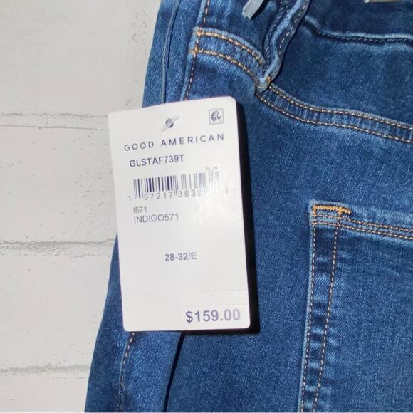 New $159 Good American ALWAYS FITS GOOD LEGS STRAIGHT JEANS 28-32 PLUS NWT - Picture 12 of 16